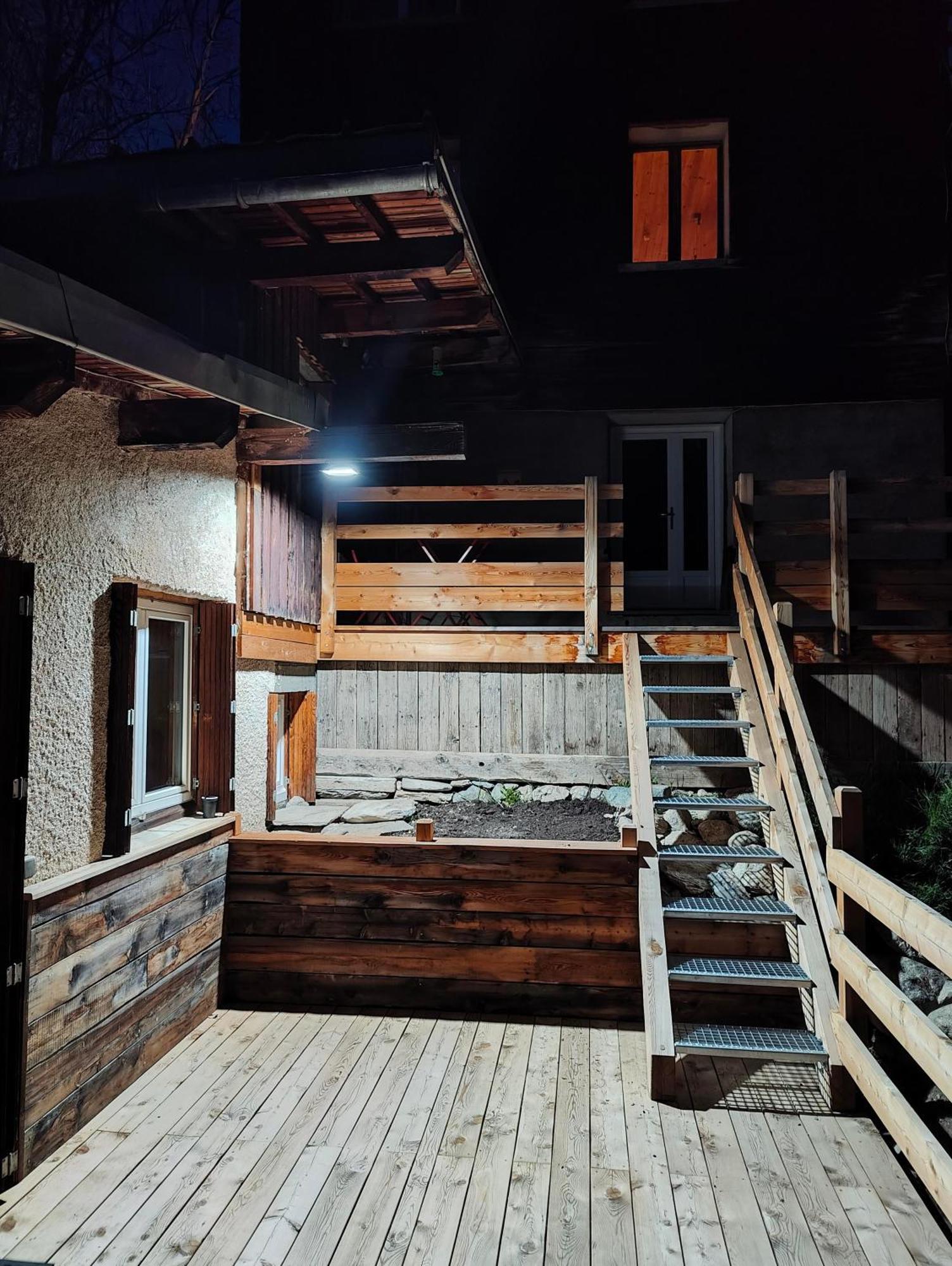 Chalet Ailleurs Appartement A Molines En Queyras エクステリア 写真